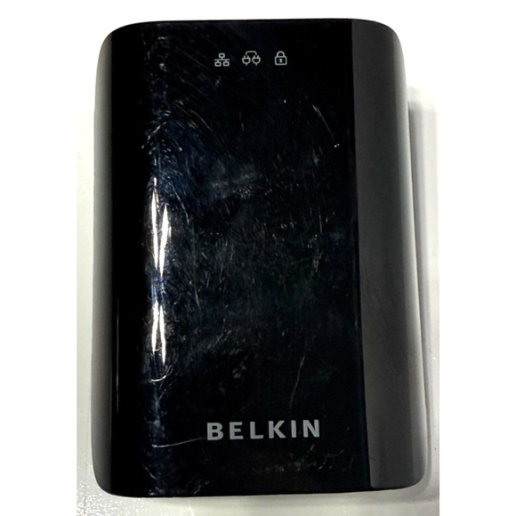 Belkin Powerline Gigabit Network Adapter (Model F9G1109v1) - Picture 1 of 5